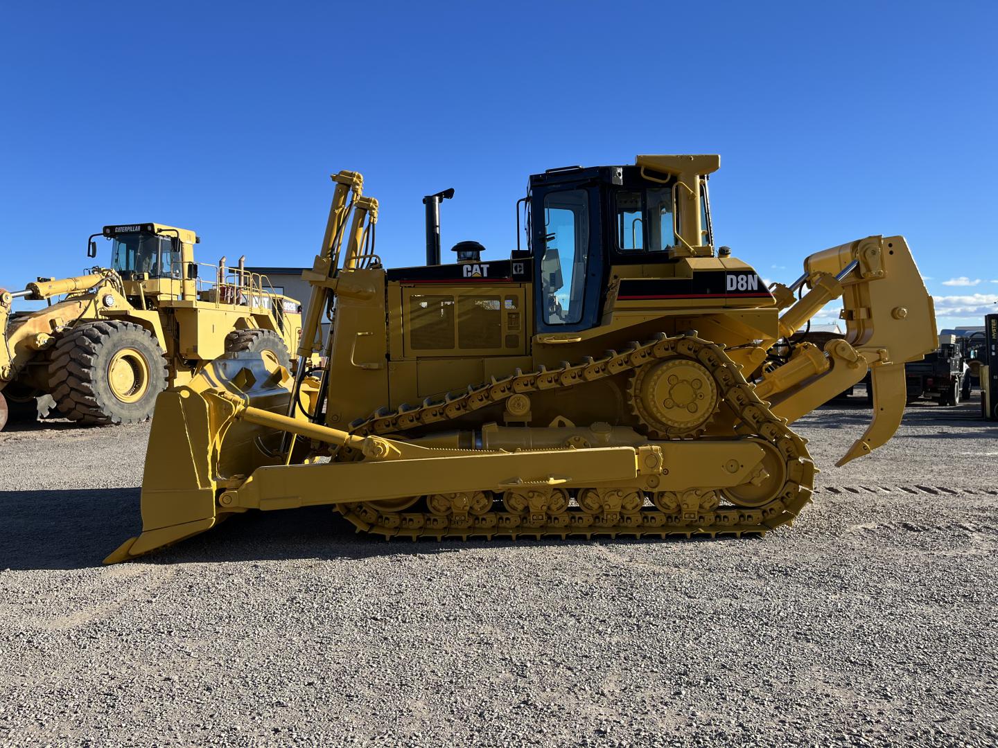 ./imagenes/INVOICE/2019/15809/TAPADOR FRONTAL CATERPILLAR D8N (6).JPG